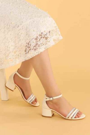 KİKO KİDS HELENA ÇATLAK GÜNLÜK KIZ ÇOCUK 3 CM TOPUKLU SANDALET ABİYE AYAKKABI